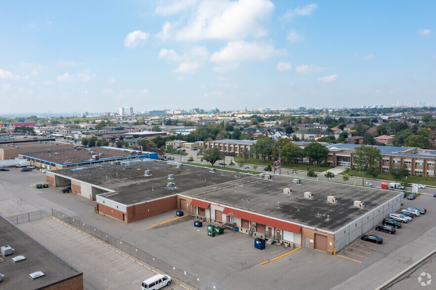 More Photos Of 39 Orfus Rd, Toronto General Retail For Lease