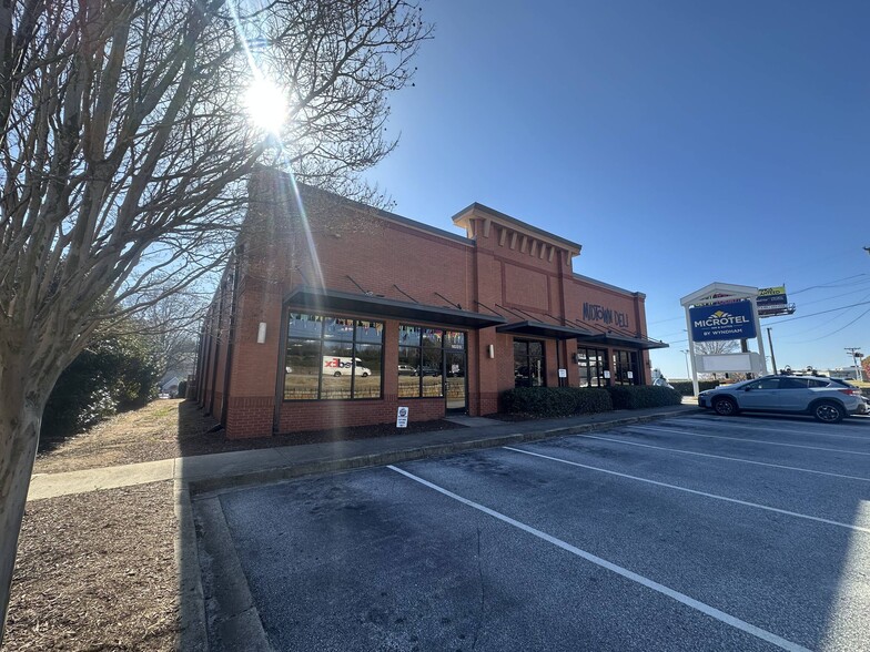 More Photos Of 1022 Woodruff Rd, Greenville General Retail For Lease