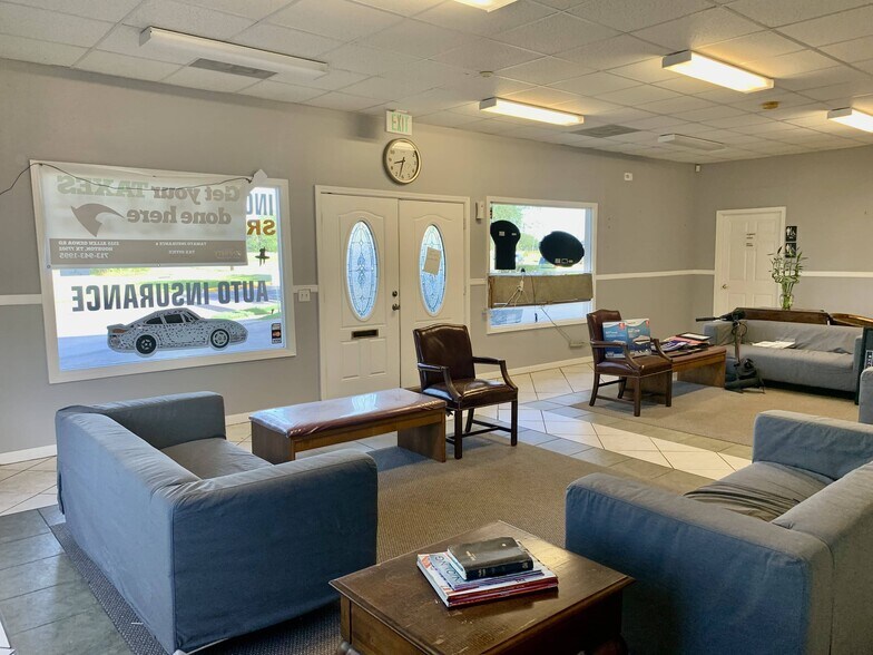 More Photos Of 2555 Allen Genoa Rd, Pasadena Land For Sale