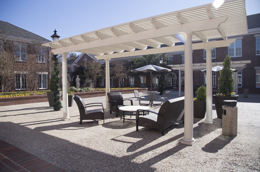 More Photos Of 17101 Preston Rd, Dallas Unknown For Lease