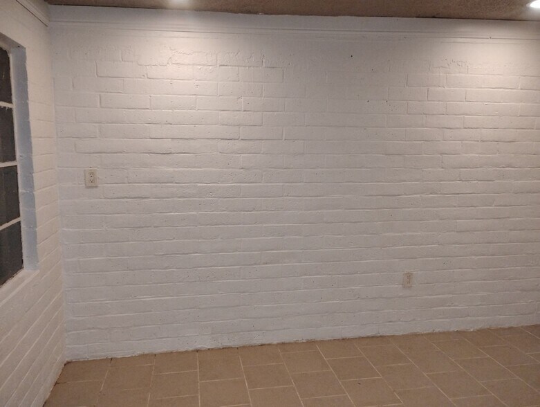 More Photos Of 12041 Sierra Way, Kernville Apartments For Sale