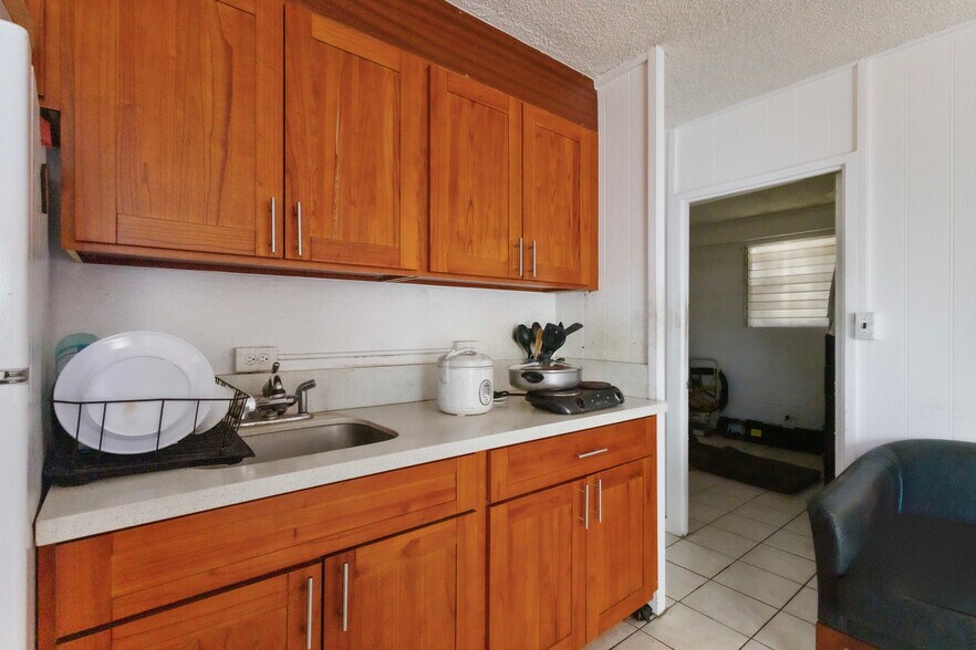 More Photos Of 219 Kalihi St, Honolulu Apartments For Sale