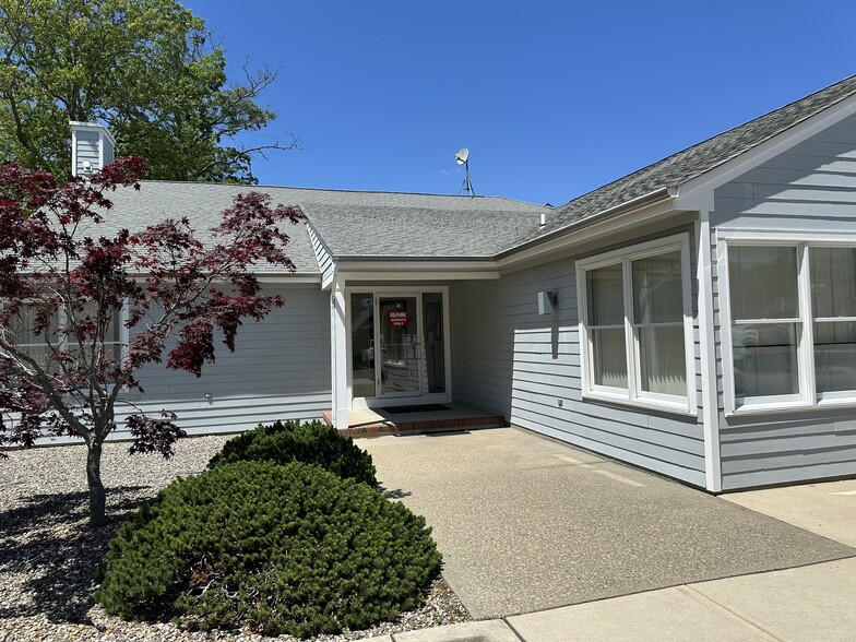 Primary Photo Of 221 Lacey Rd, Forked River Office For Lease