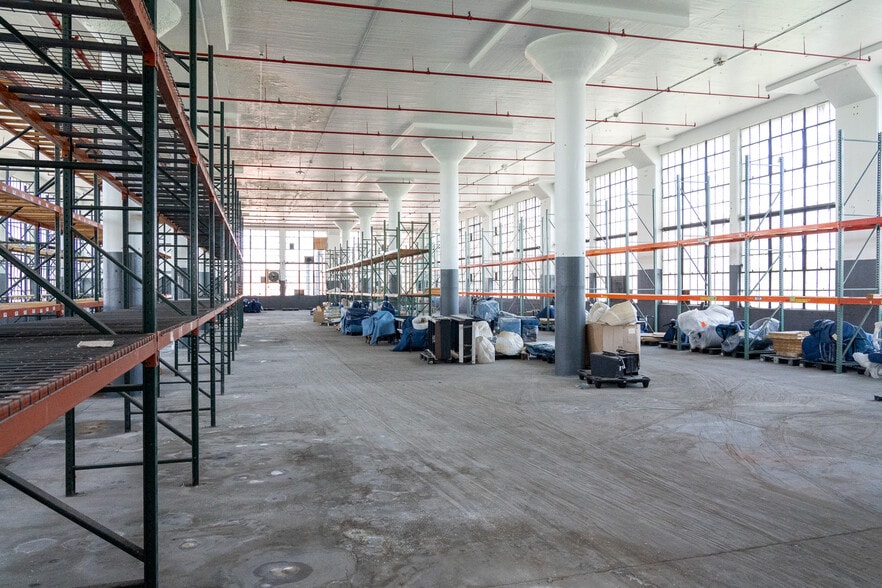 More Photos Of 50a Willow St, Amsterdam Industrial For Sale