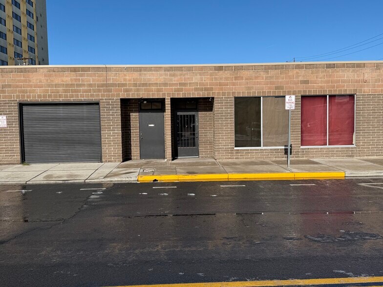More Photos Of 233 E 5th St, Reno Flex For Lease
