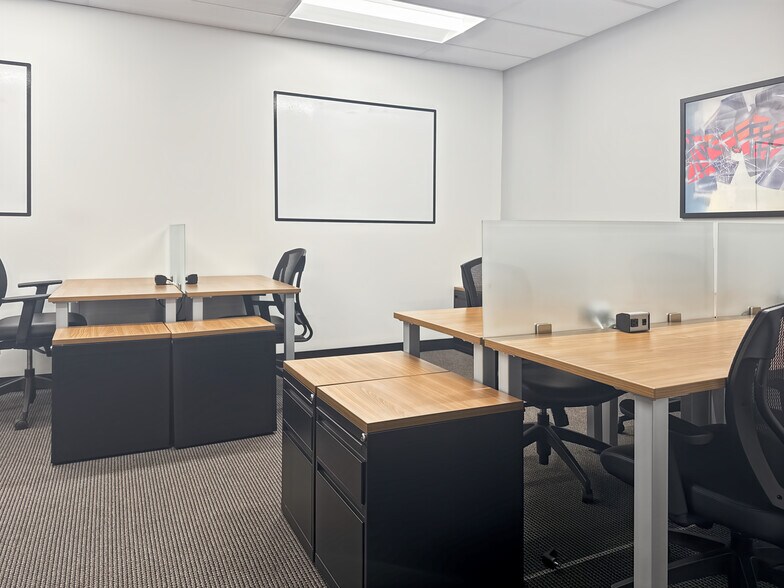 More Photos Of 330 St Mary Ave, Winnipeg Coworking Space