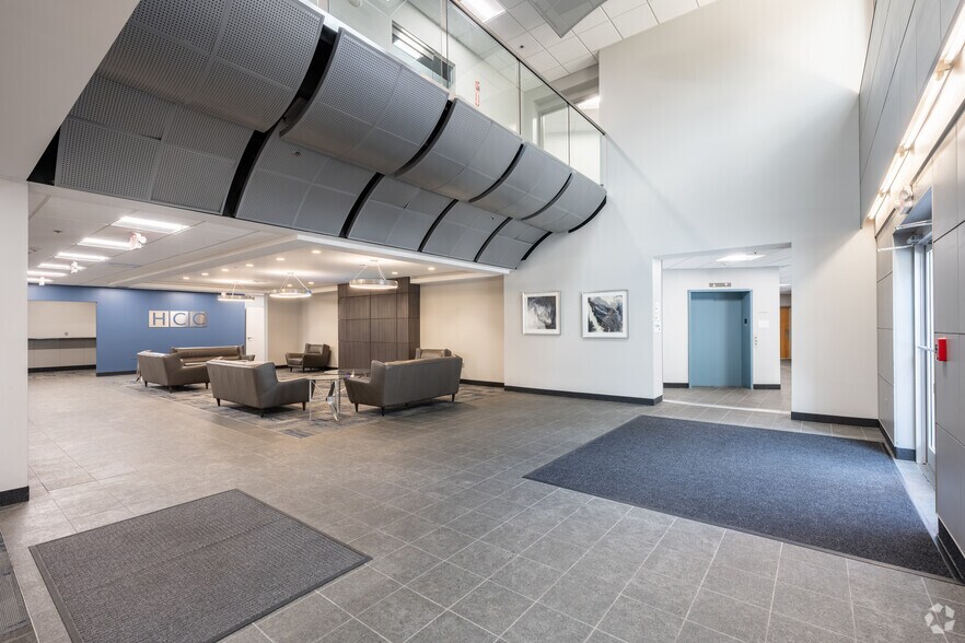 More Photos Of 35 Parkwood Dr, Hopkinton Office For Lease