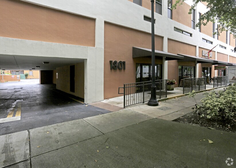 More Photos Of 1801 Coral Way, Miami Medical For Lease