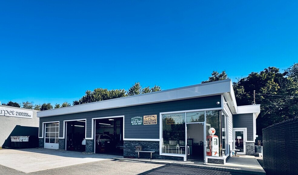Primary Photo Of 215 Robbins Ln, Syosset Service Station For Sale