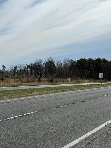 More Photos Of 9770 Crain hwy, Newburg Land For Sale