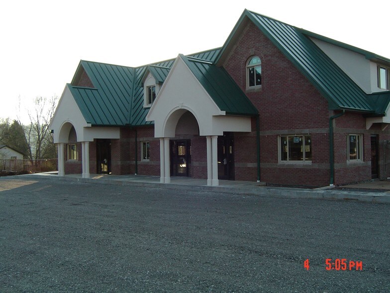 More Photos Of 139 Fox Rd, Knoxville Office For Lease