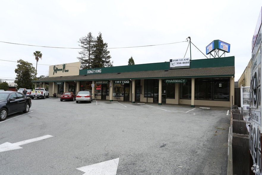 Primary Photo Of 3115-3137 Jefferson Ave, Redwood City General Retail For Lease