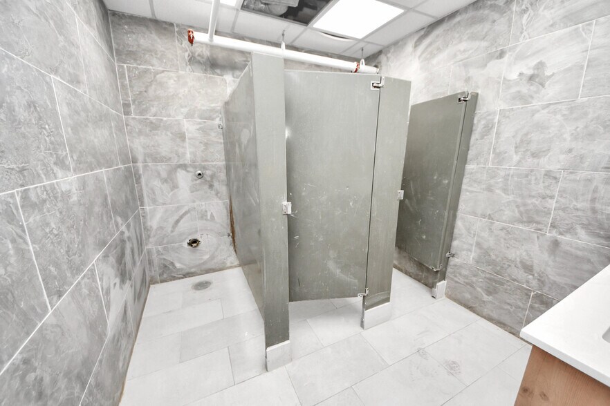 More Photos Of 1100 Jackson St, Richmond Freestanding For Sale