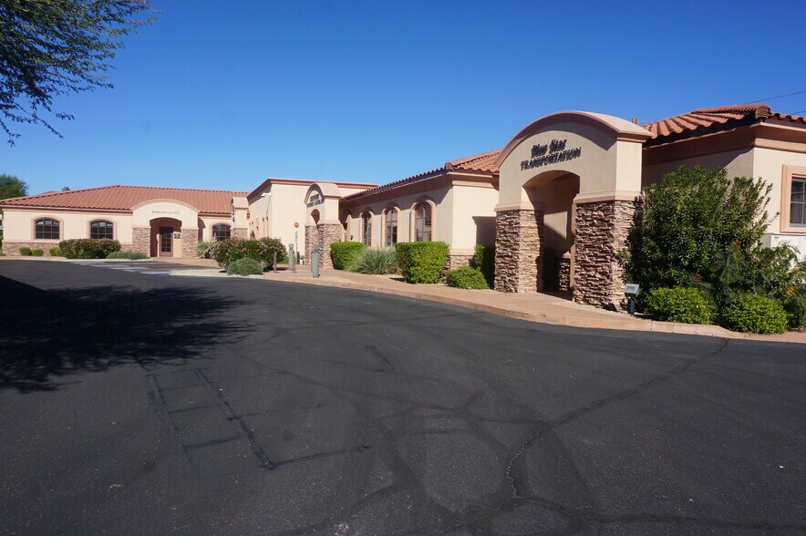 More Photos Of 8767 E Via de Commercio, Scottsdale Office For Lease