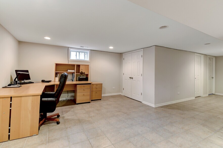 More Photos Of 103 E Ogden Ave, Clarendon Hills Medical For Sale