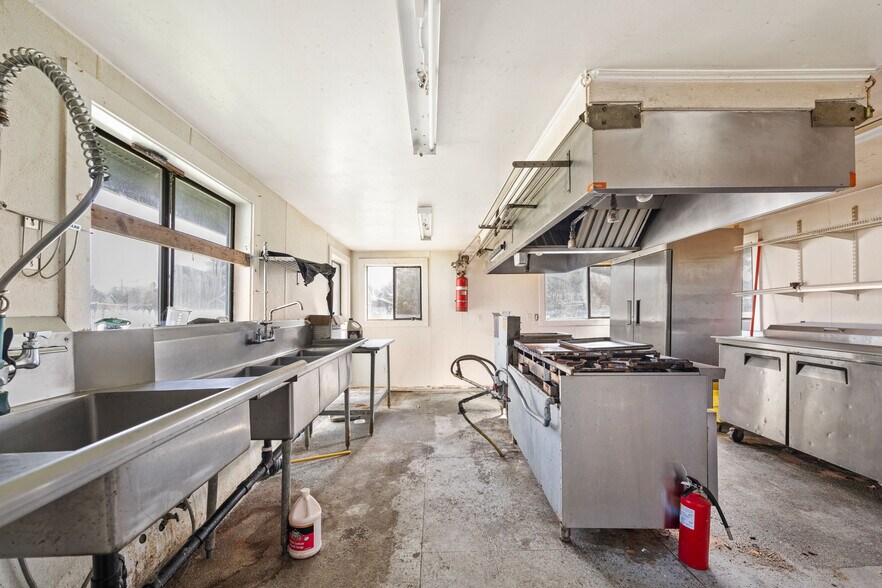 More Photos Of 1201 Bay Ave, Ocean Park Restaurant For Sale