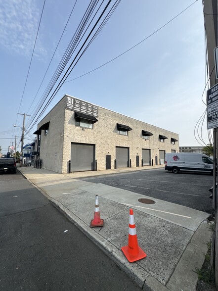More Photos Of 151 Industrial Loop, Staten Island Storefront Retail Office For Sale