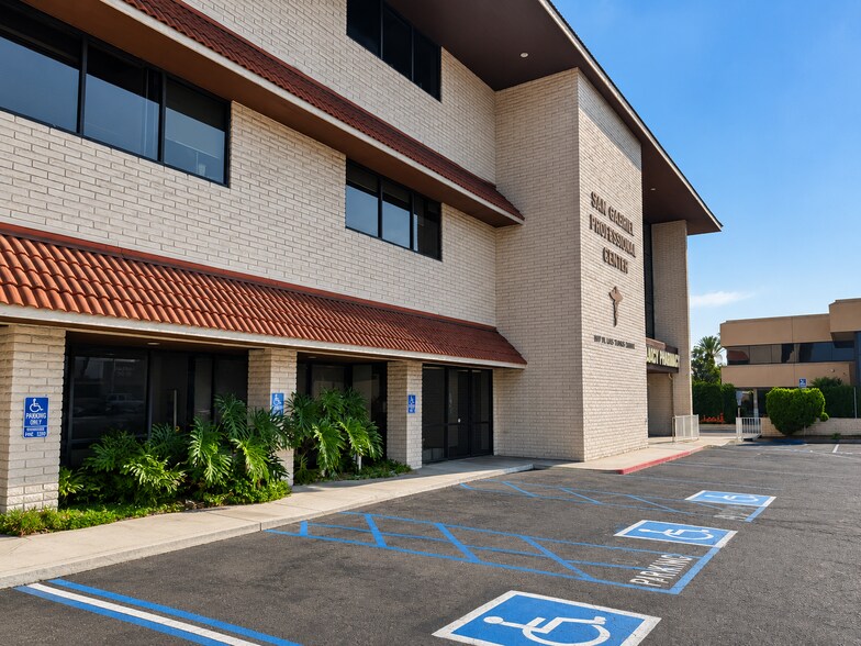 More Photos Of 416 W Las Tunas Dr, San Gabriel Medical For Lease