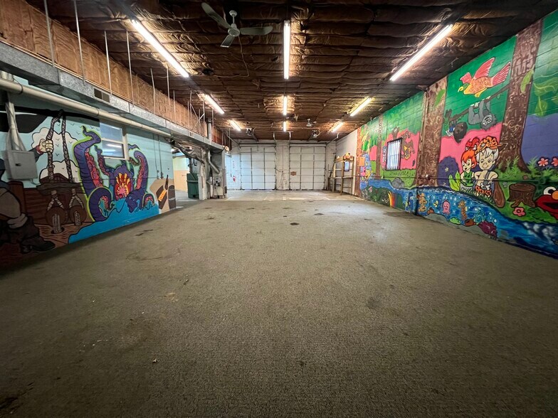 More Photos Of 1105 State Route 125, Amelia Freestanding For Lease