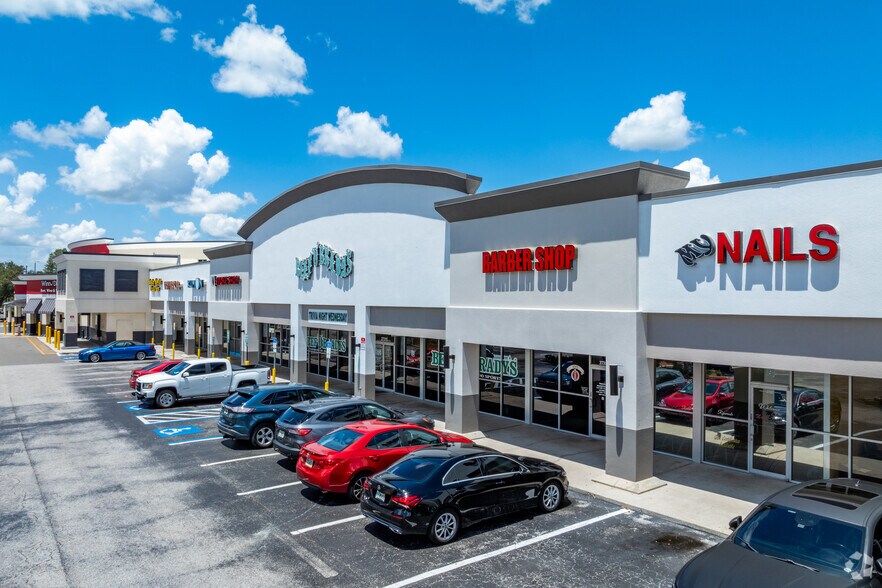 More Photos Of 27327-27424 Wesley Chapel Blvd, Wesley Chapel General Retail For Lease
