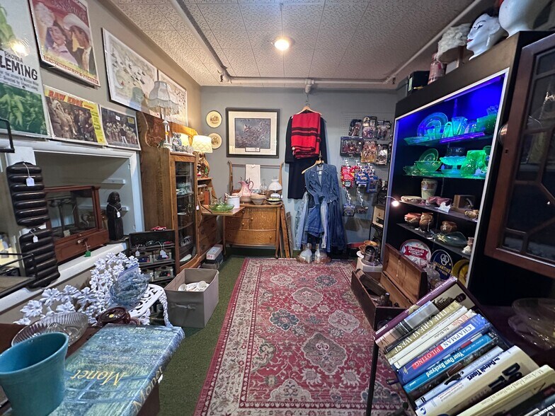 More Photos Of 123 S Union St, Traverse City Freestanding For Sale