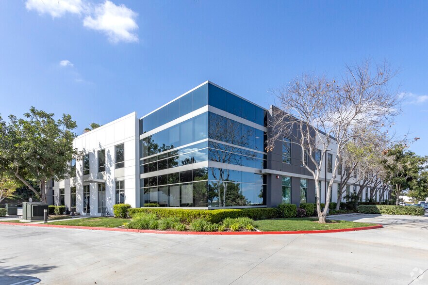More Photos Of 3207 Grey Hawk Ct, Carlsbad Office For Lease