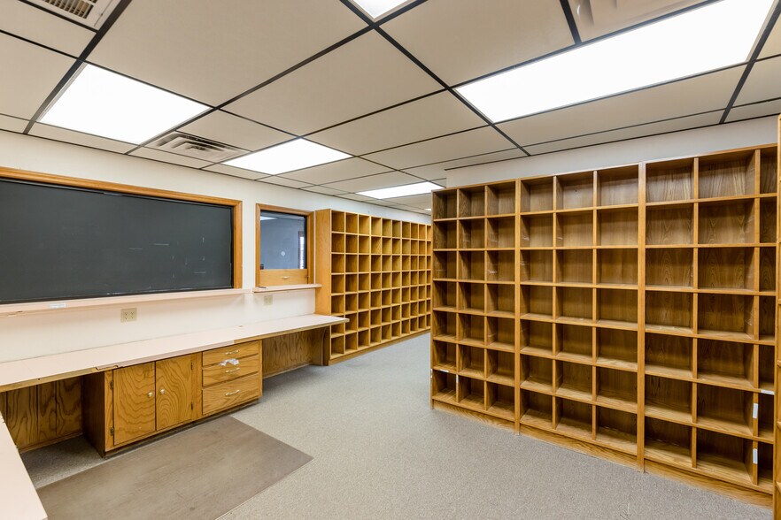 More Photos Of 1415 Watts St, Sayre Healthcare For Sale