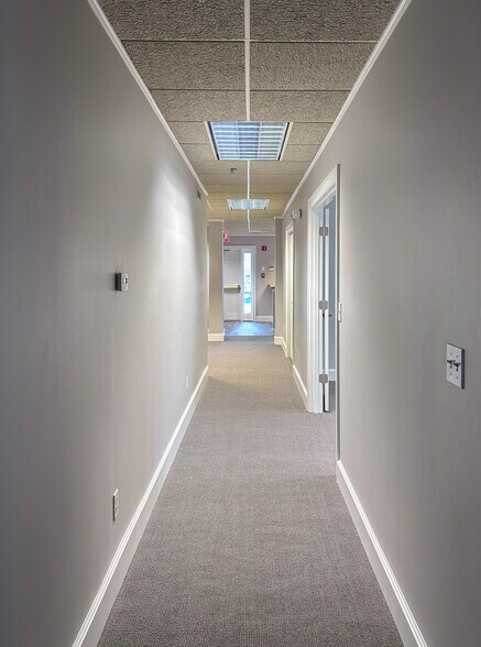 More Photos Of 176 East Main St, Westborough Medical For Sale