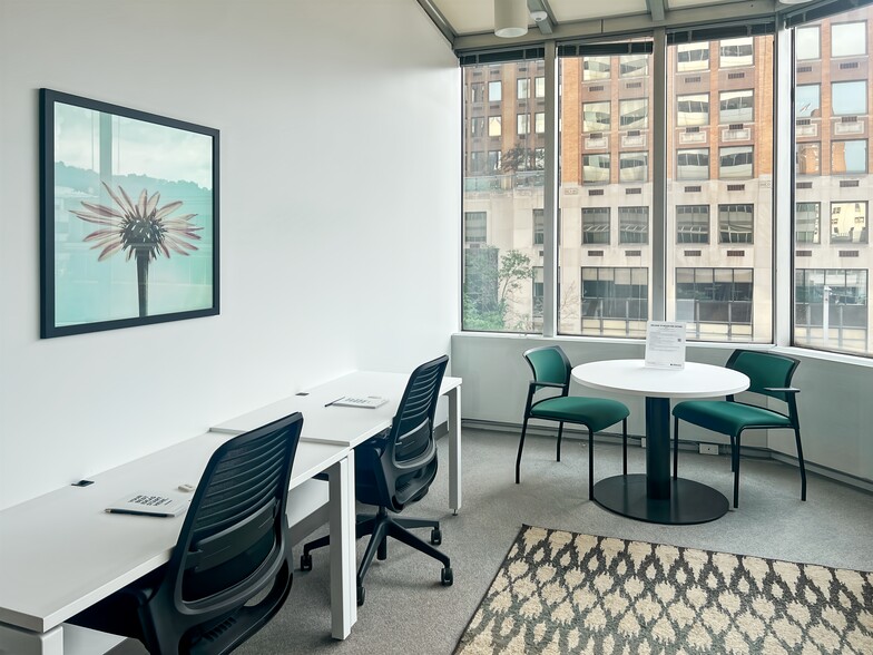 More Photos Of 301 Grant St, Pittsburgh Coworking Space