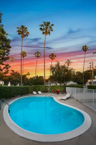 More Photos Of 308 Pasadena Ave, South Pasadena Apartments For Sale