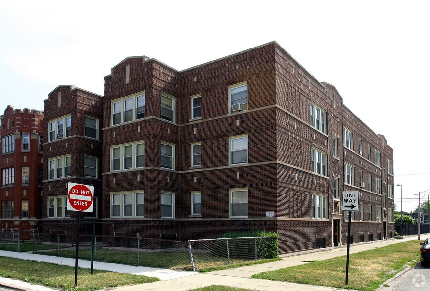 More Photos Of 8155 S Marshfield Ave, Chicago Apartments For Sale