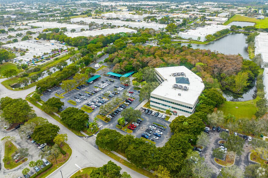 More Photos Of 1100 Park Central Blvd S, Pompano Beach Office For Sale