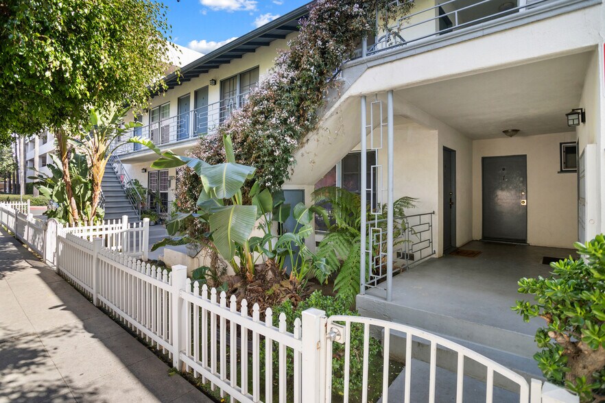 More Photos Of 11158-11162 Massachusetts Ave, Los Angeles Apartments For Sale