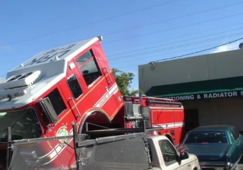 More Photos Of 40 Woodland Ave, San Rafael Service For Sale