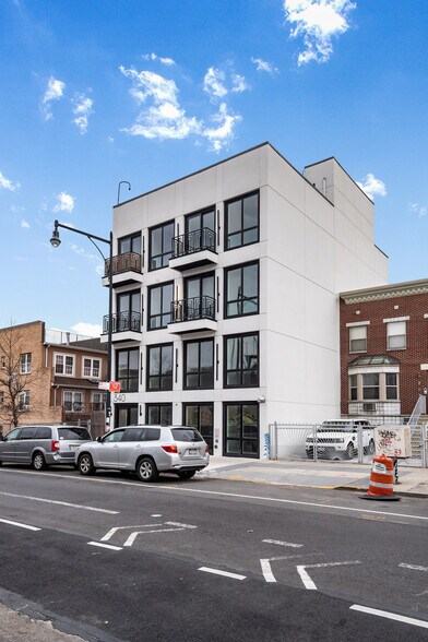 More Photos Of 340 Irving Ave, Brooklyn Apartments For Sale