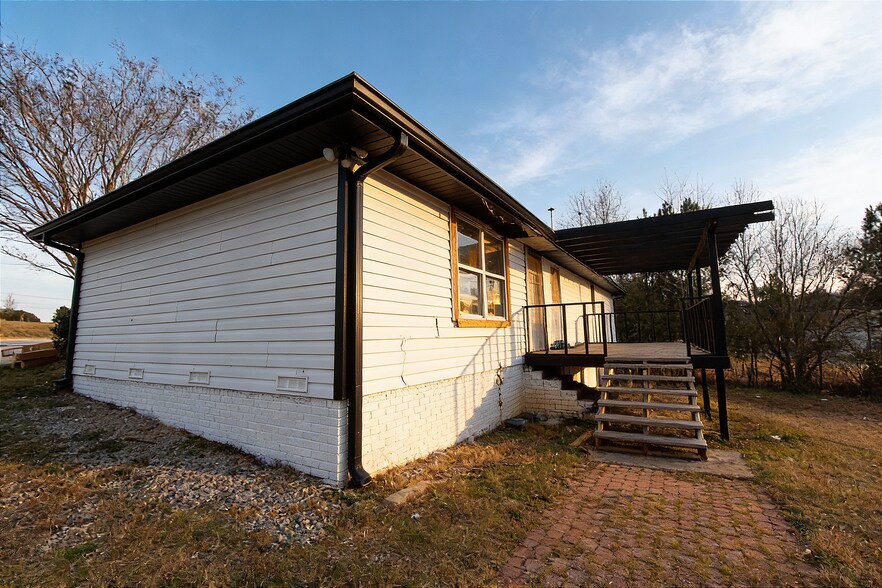 More Photos Of 706 Collins Hill Rd, Lawrenceville Office For Sale