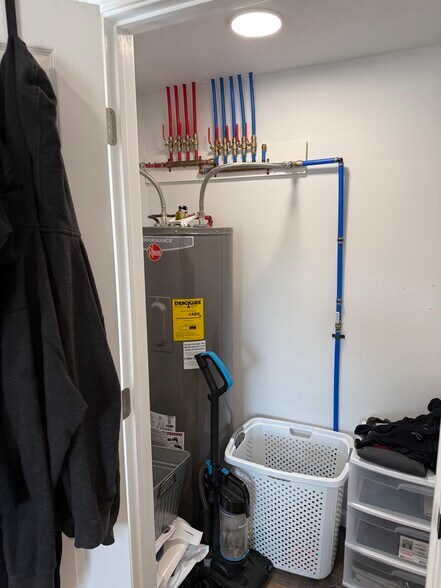 More Photos Of 4881 Pittsburgh Rd, Harrisville Light Distribution For Sale