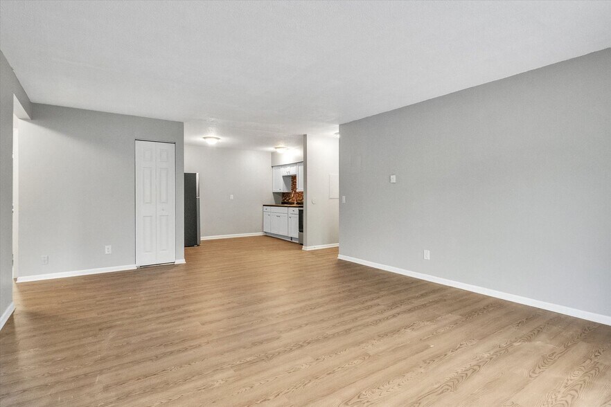 More Photos Of 814-816 W Walnut St, Kalamazoo Apartments For Sale