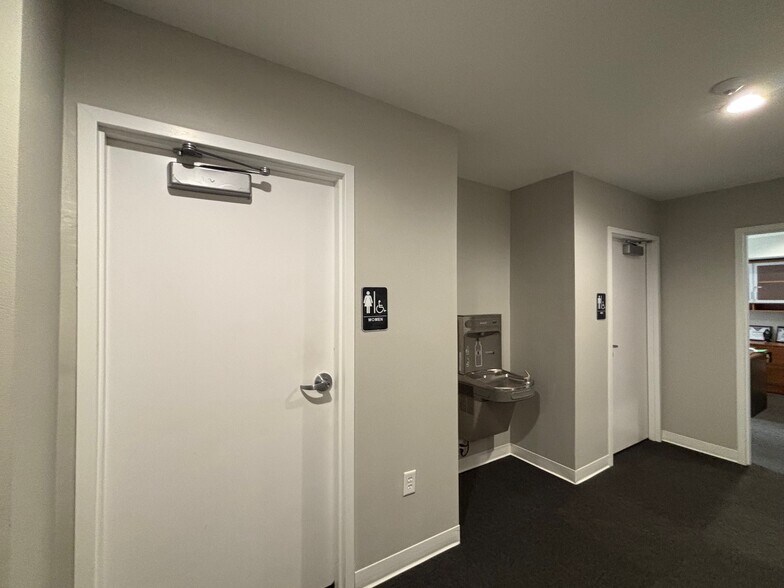 More Photos Of 701 E South St, Orlando Office For Sale