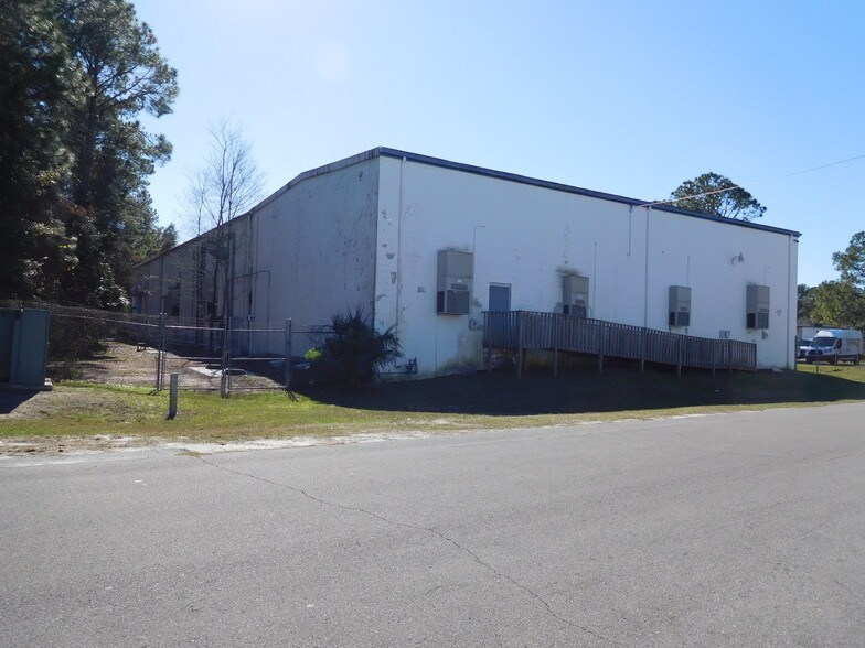 More Photos Of 317 NE 35th Ave, Gainesville Industrial For Sale