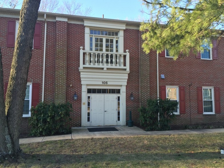 More Photos Of 105 Chesley Dr, Media Office For Lease