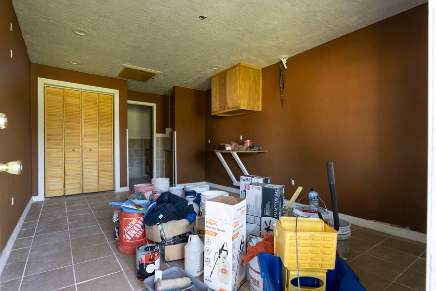 More Photos Of 433 Se Lake St, Stuart Apartments For Sale