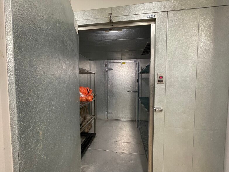 More Photos Of 1438 Liberty Rd, Eldersburg Unknown For Lease