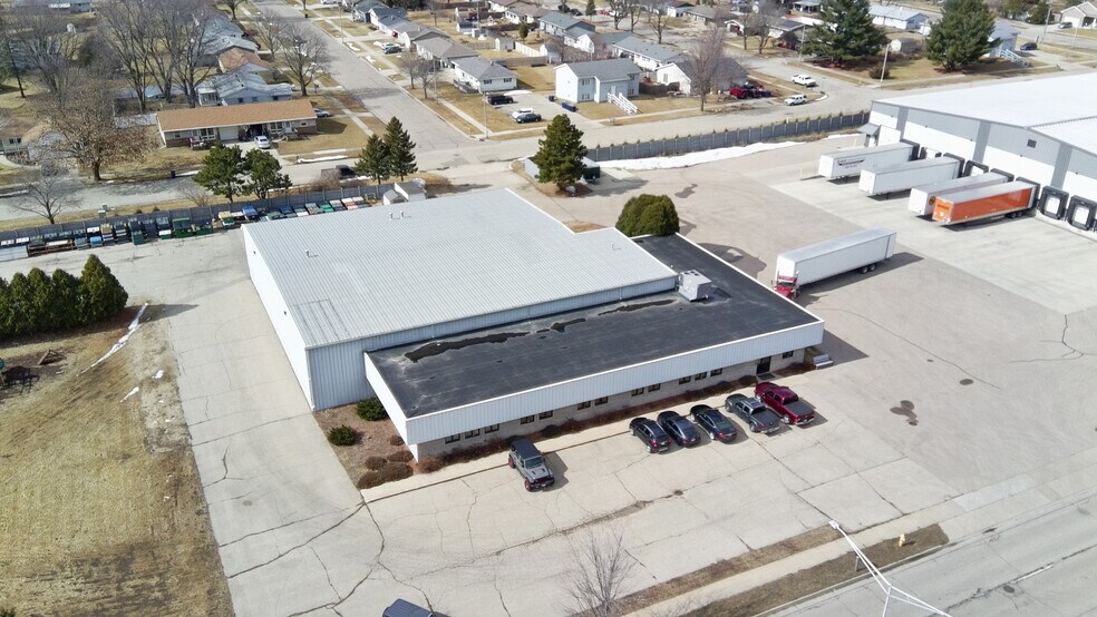 Primary Photo Of 2104 Beloit Ave, Janesville Warehouse For Lease