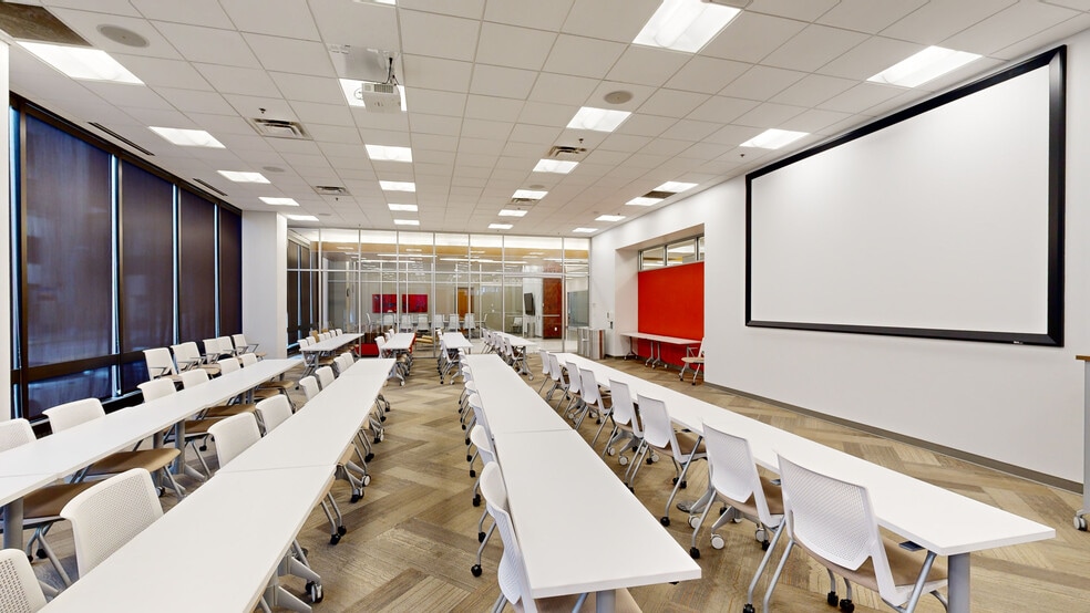 More Photos Of 330 2nd Ave S, Minneapolis Office For Sale