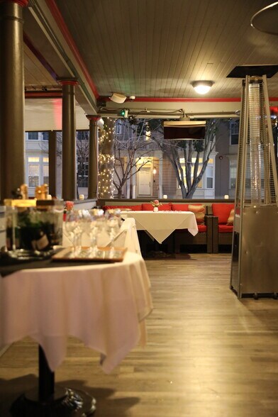 More Photos Of 938 Villa St, Mountain View Restaurant For Lease