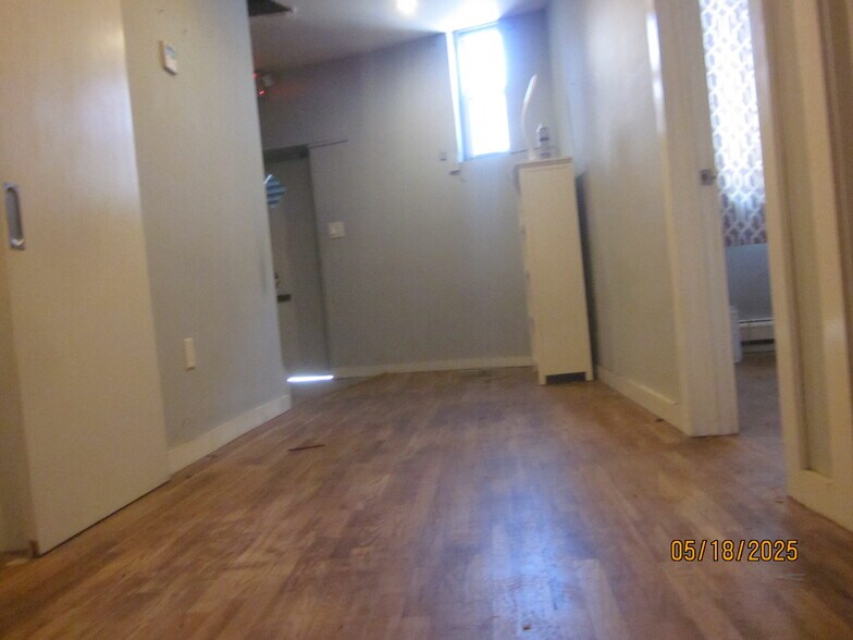 More Photos Of 102 S 6th St, Brooklyn Office For Lease