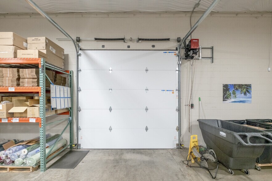 More Photos Of 2175 S Main Rd, Lebanon General Retail For Sale