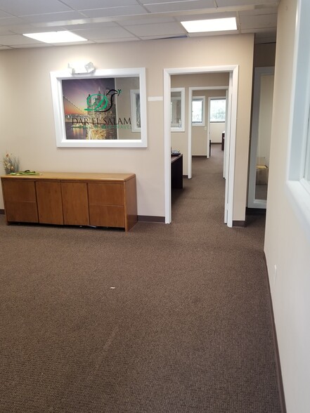 More Photos Of 2201 NE 52nd St, Lighthouse Point Medical For Sale