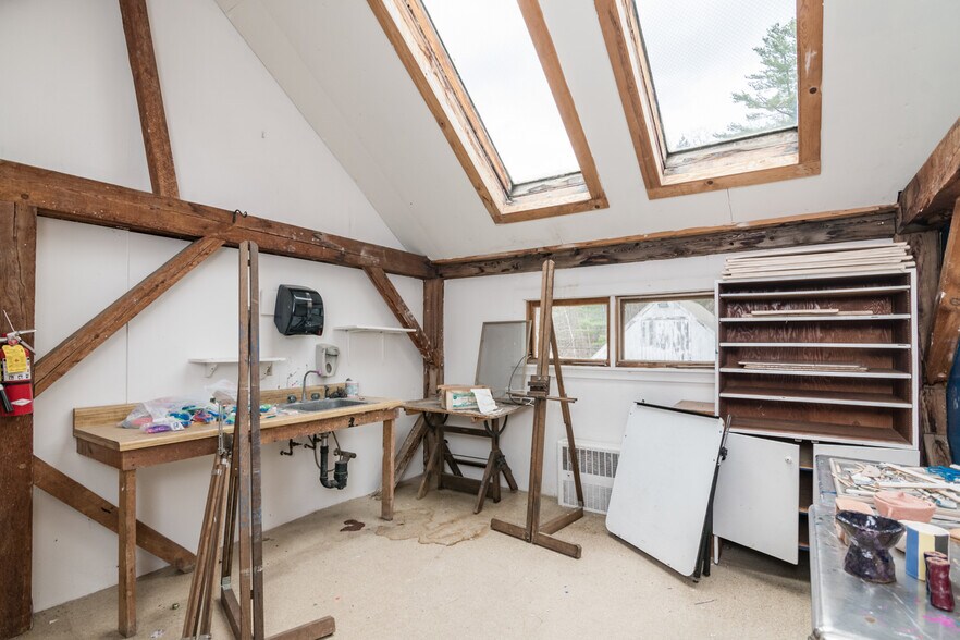 More Photos Of 154 S Mountain Rd, Northfield Schools For Sale